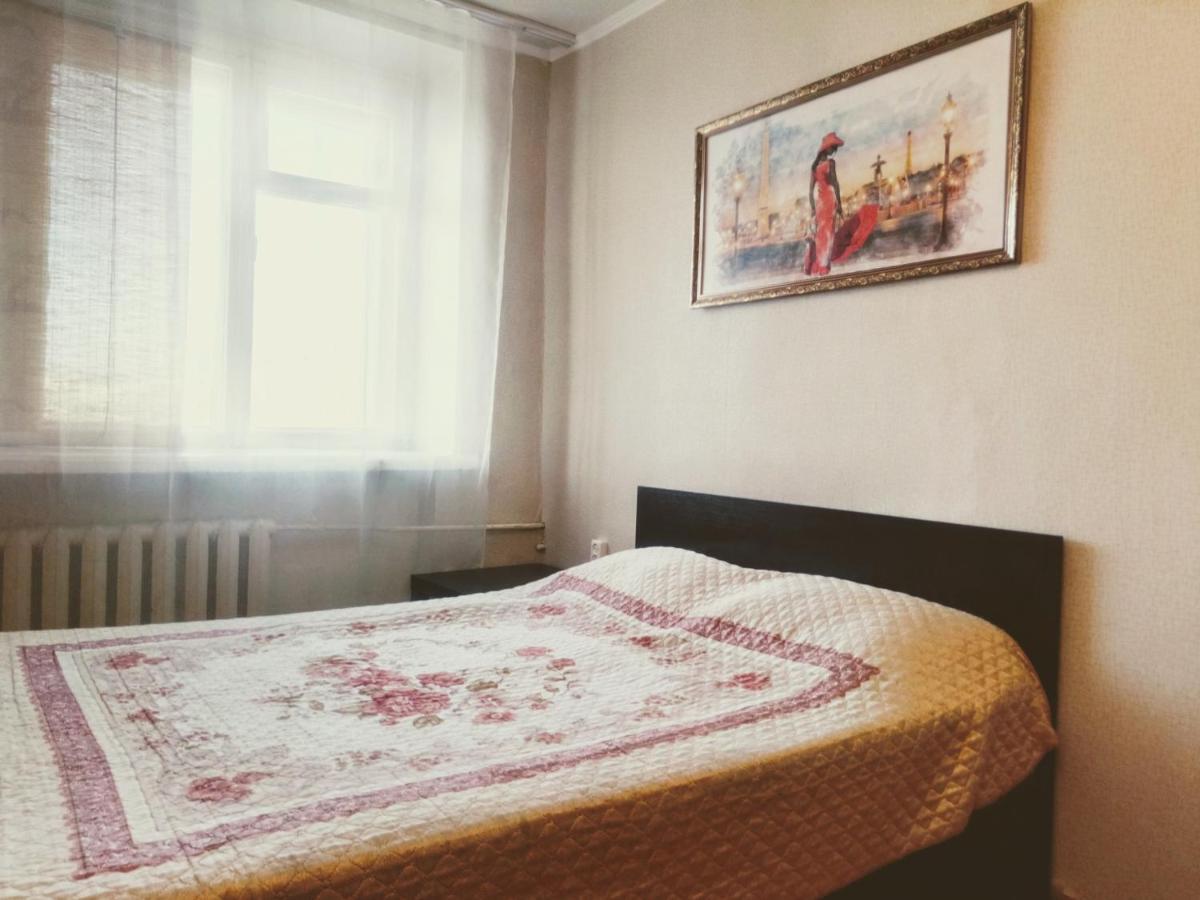 Apartment On Nursultana Nazarbaeva 56 Казань Экстерьер фото